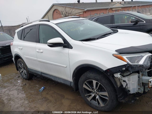 12560836 :رقم المزاد ، 2T3RFREVXJW787387 vin ، 2018 Toyota Rav4 Xle مزاد بيع