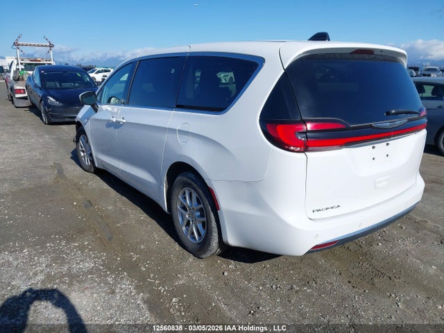 Chrysler Pacifica Touring L 2023 2C4RC1BG2PR557863 Image 3