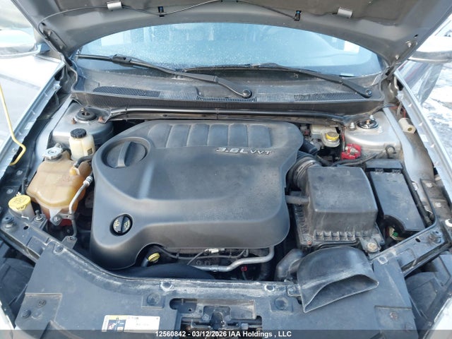 2014 Chrysler 200 Limited მანქანა იყიდება აუქციონზე, vin: 1C3CCBCG3EN194305, აუქციონის ნომერი: 12560842