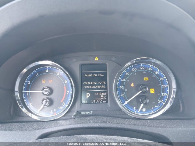 2T1BURHE8KC129968 Toyota COROLLA CE