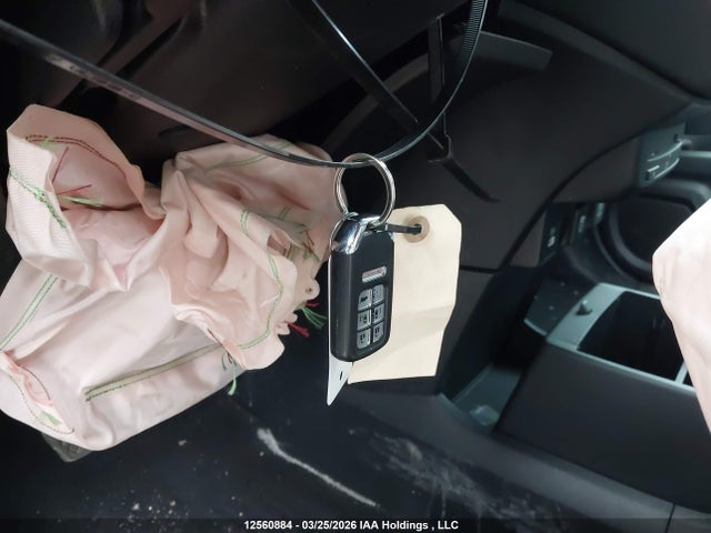 5FNRL6H84NB500537 Honda Odyssey