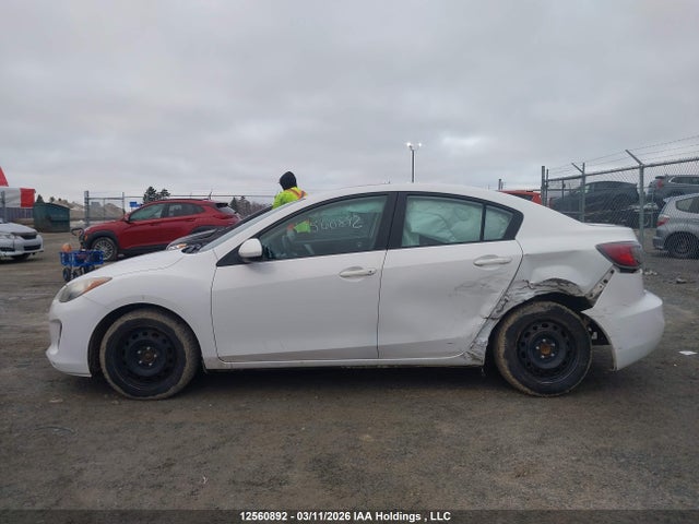 12560892 :رقم المزاد ، JM1BL1V73D1847686 vin ، 2013 Mazda Mazda3 Gs-sky مزاد بيع