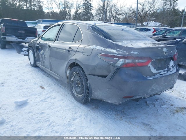 4T1G11BK8MU037825 Toyota CAMRY SE