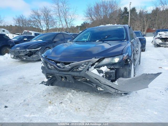 4T1G11BK8MU037825 Toyota CAMRY SE