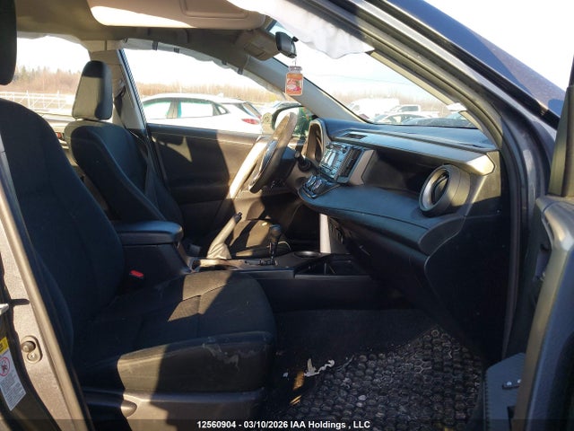 2015 Toyota Rav4 Le მანქანა იყიდება აუქციონზე, vin: 2T3BFREV5FW270863, აუქციონის ნომერი: 12560904