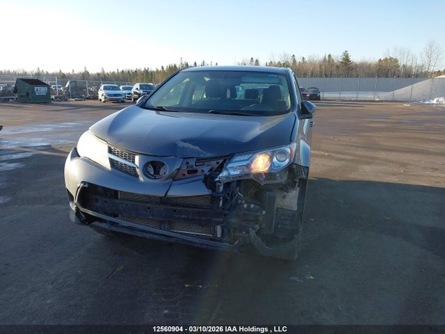2015 Toyota Rav4 Le მანქანა იყიდება აუქციონზე, vin: 2T3BFREV5FW270863, აუქციონის ნომერი: 12560904