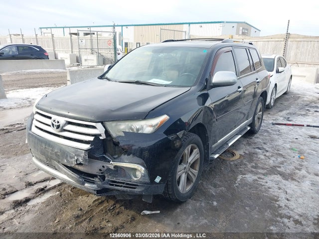12560906 :رقم المزاد ، 5TDBK3EH9DS178124 vin ، 2013 Toyota Highlander Plus/se مزاد بيع