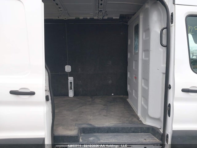 1FTBR1CG5PKB78725 Ford Transit T-250