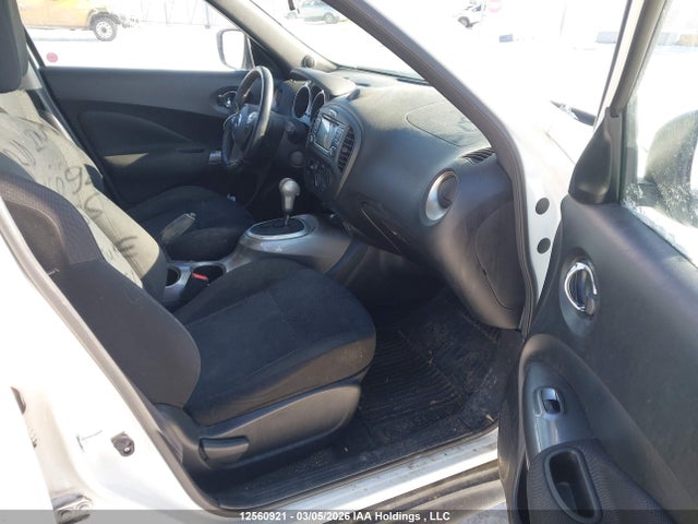 Продажа на аукционе авто 2015 Nissan Juke Sl/sv, vin: JN8AF5MVXFT555572, номер лота: 12560921