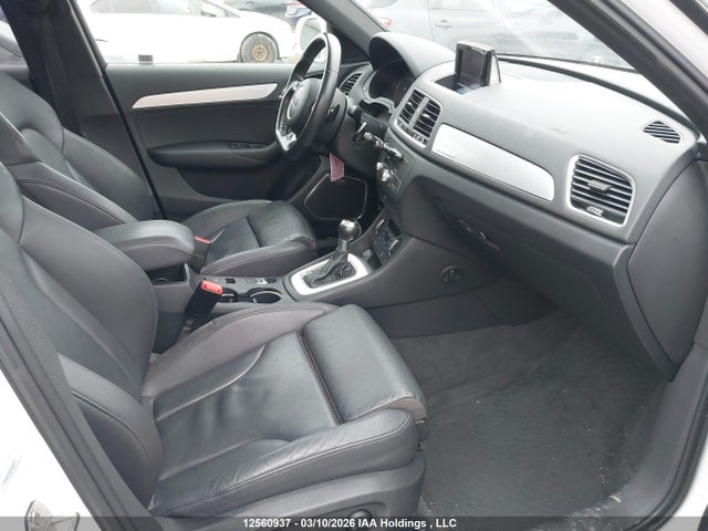2016 Audi Q3 Prestige მანქანა იყიდება აუქციონზე, vin: WA1GFCFS4GR017732, აუქციონის ნომერი: 12560937