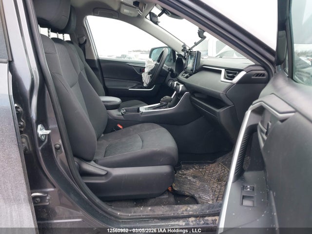 Продаж на аукціоні авто 2021 Toyota Rav4 Le, vin: 2T3B1RFV5MC221447, номер лоту: 12560952
