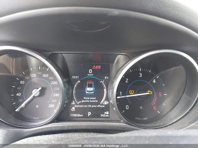 Jaguar F-pace 20d Premium 2018 SADCJ2FN3JA235680 Image 7