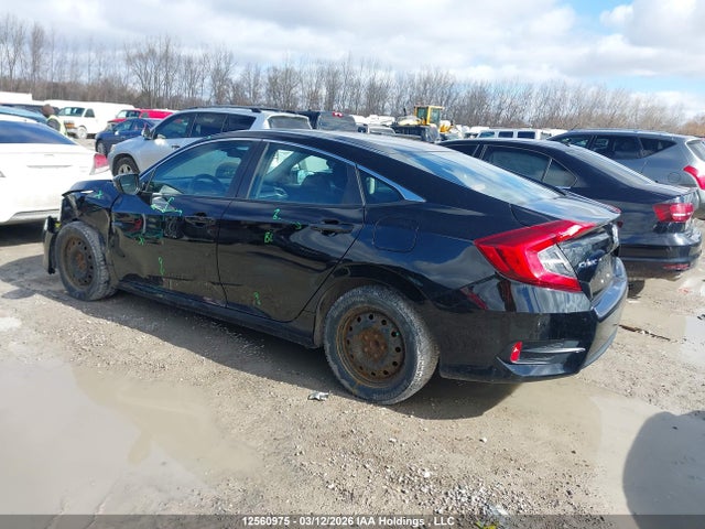 12560975 :رقم المزاد ، 2HGFC2F55JH011364 vin ، 2018 Honda Civic Lx مزاد بيع