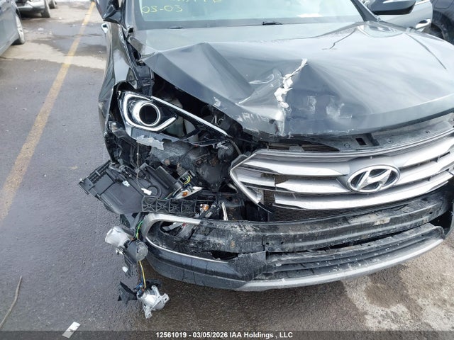 5XYZUDLB3HG403640 Hyundai Santa Fe Sport 2.4 Luxury