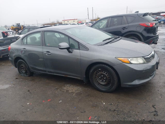 Auction sale of the 2012 Honda Civic Lx, vin: 2HGFB2F45CH111073, lot number: 12561021