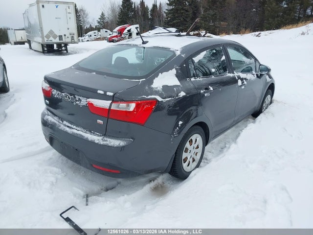 12561026 :رقم المزاد ، KNADM4A38F6524196 vin ، 2015 Kia Rio Ex/ex+/lx/lx+/sx مزاد بيع