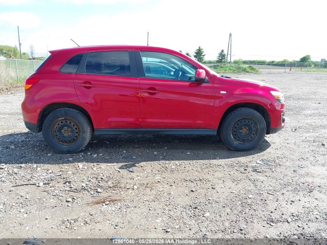 2015 Mitsubishi Rvr Se მანქანა იყიდება აუქციონზე, vin: 4A4AJ3AU9FE604574, აუქციონის ნომერი: 12561040