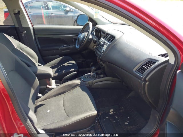 2015 Mitsubishi Rvr Se მანქანა იყიდება აუქციონზე, vin: 4A4AJ3AU9FE604574, აუქციონის ნომერი: 12561040