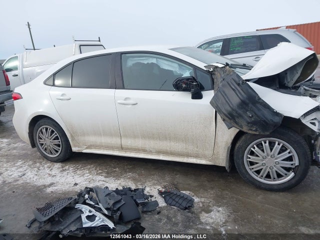 5YFBPMBEXMP254363 Toyota COROLLA LE