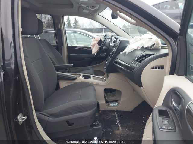 Продаж на аукціоні авто 2015 Chrysler Town & Country Touring L, vin: 2C4RC1CG3FR705855, номер лоту: 12561045