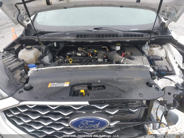 2FMPK4K9XLBA00999 Ford Edge Titanium