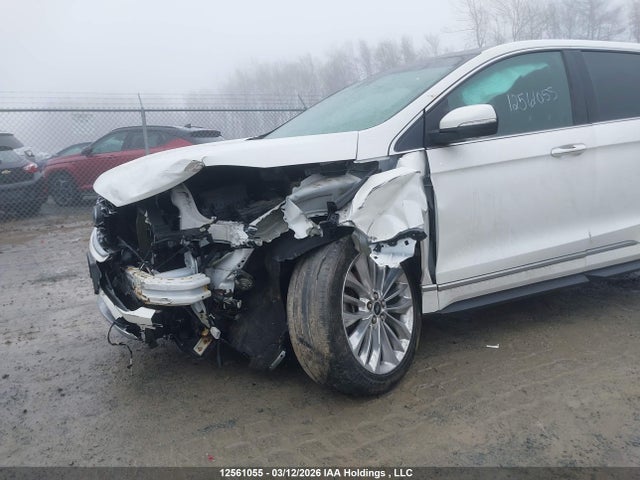 2FMPK4K9XLBA00999 Ford Edge Titanium