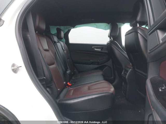 2FMPK4K9XLBA00999 Ford Edge Titanium