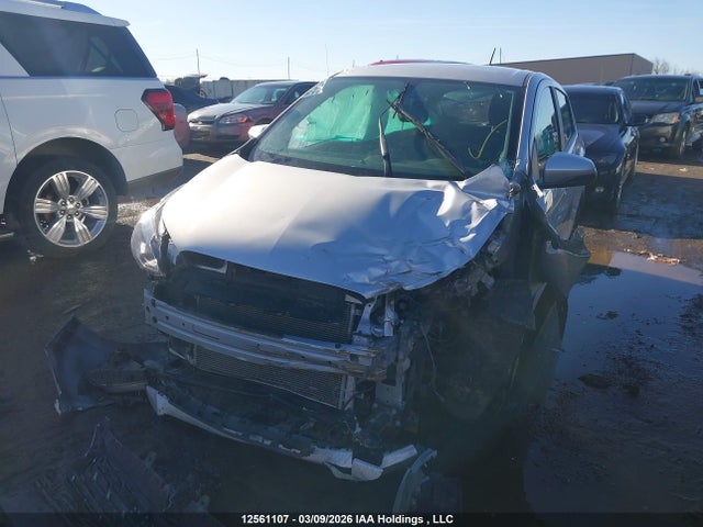 Chevrolet SPARK 1LT 2022 KL8CD6SA6NC028202 Image 2