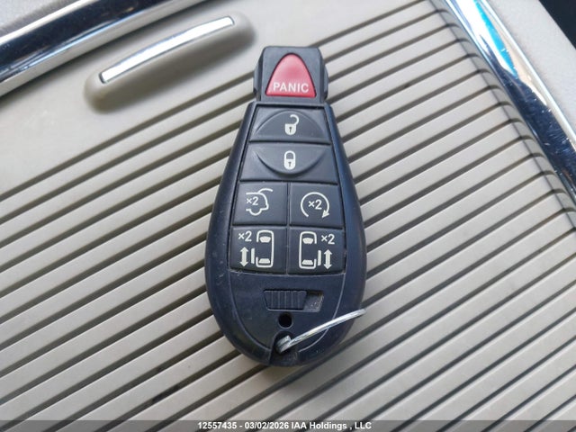 2C4RC1CG7ER360313 Chrysler Town &amp; Country Touring