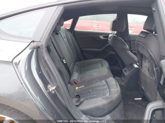 WAUFACF59NA015834 Audi A5 45 Progressiv
