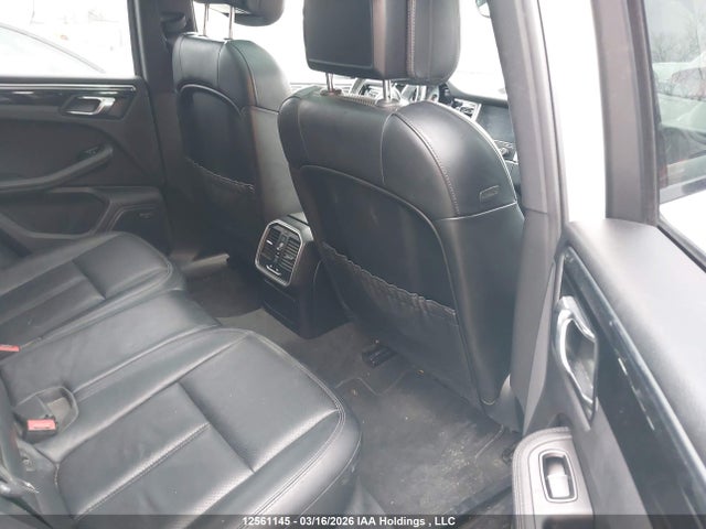 Porsche MACAN S 2017 WP1AB2A59HLB10185 Image 8