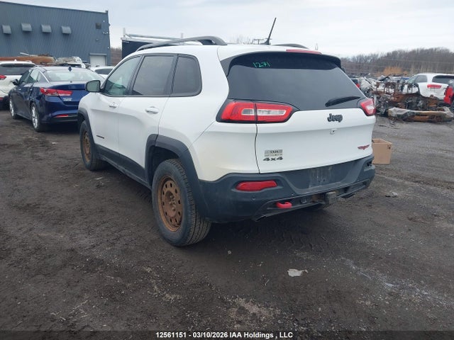 1C4PJMBS2FW736106 Jeep Cherokee Trailhawk