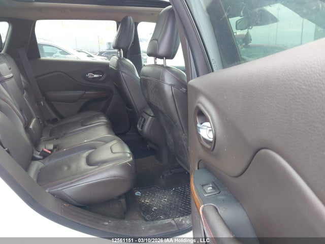 1C4PJMBS2FW736106 Jeep Cherokee Trailhawk