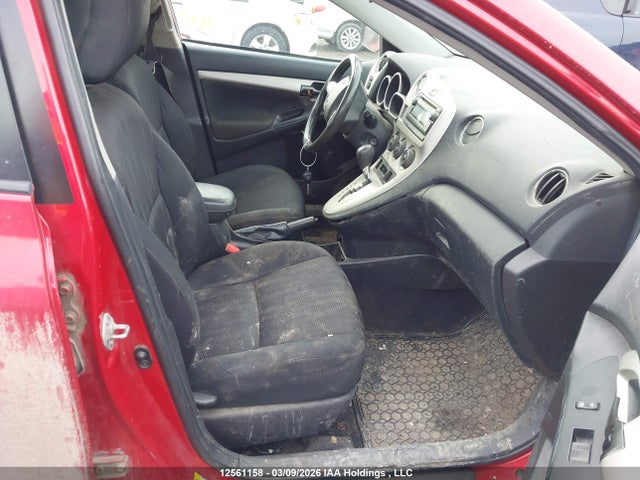 12561158 :رقم المزاد ، 2T1KU4EE1EC133629 vin ، 2014 Toyota Matrix مزاد بيع