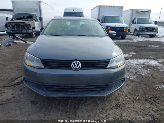 3VW1K7AJ7EM357479 Volkswagen Jetta
