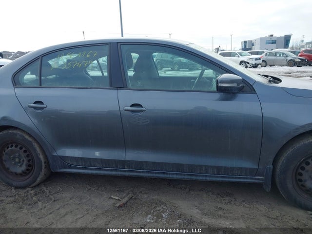 3VW1K7AJ7EM357479 Volkswagen Jetta