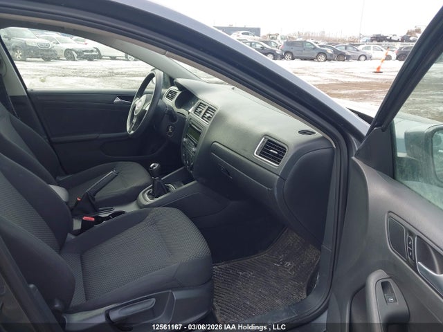 3VW1K7AJ7EM357479 Volkswagen Jetta