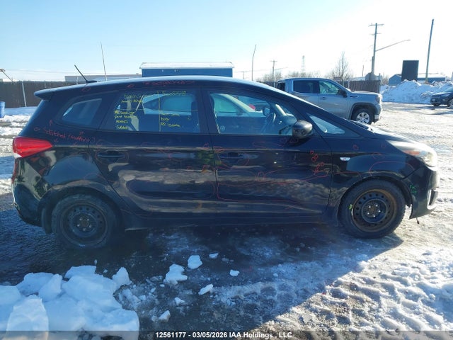 12561177 :رقم المزاد ، KNAHT8A31F7122316 vin ، 2015 Kia Rondo Lx/lx Value/lx Winter Edition مزاد بيع