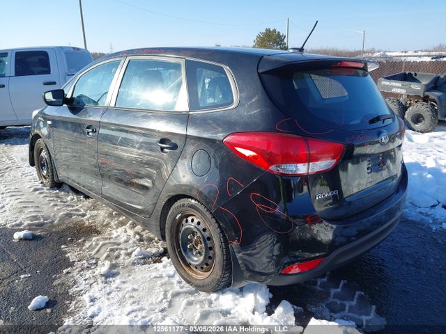 12561177 :رقم المزاد ، KNAHT8A31F7122316 vin ، 2015 Kia Rondo Lx/lx Value/lx Winter Edition مزاد بيع
