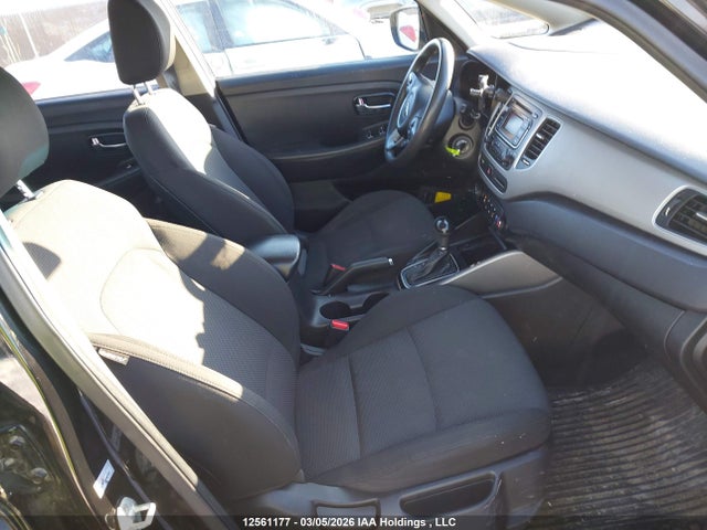 12561177 :رقم المزاد ، KNAHT8A31F7122316 vin ، 2015 Kia Rondo Lx/lx Value/lx Winter Edition مزاد بيع