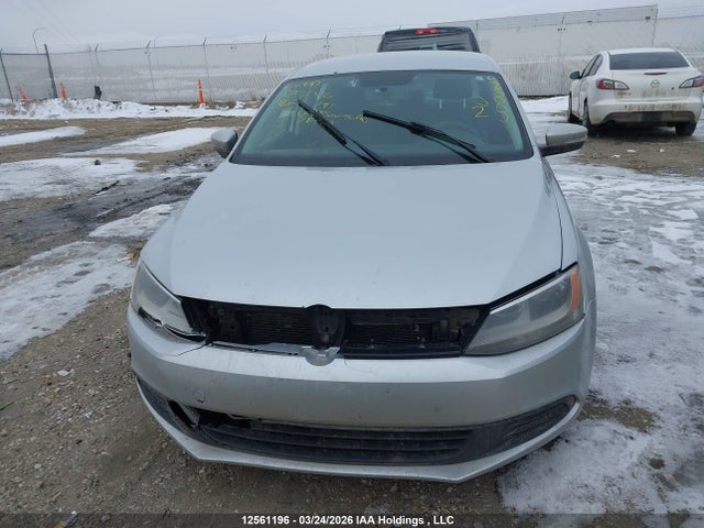 3VW2K7AJ6EM215791 Volkswagen Jetta 2.0l Trendline+