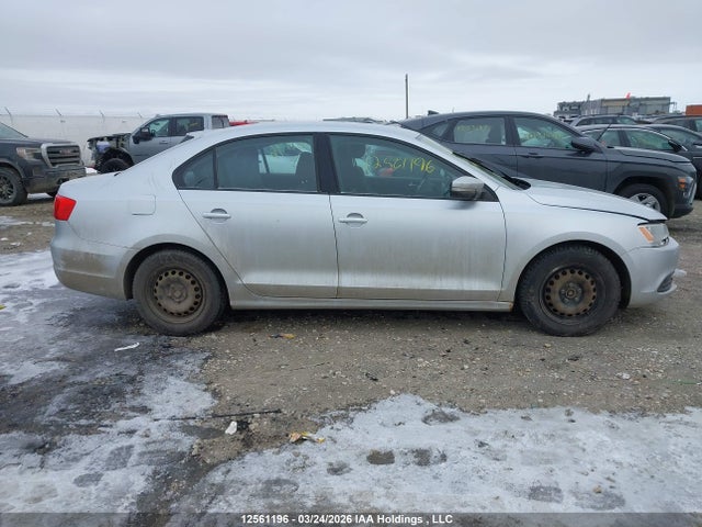 3VW2K7AJ6EM215791 Volkswagen Jetta 2.0l Trendline+