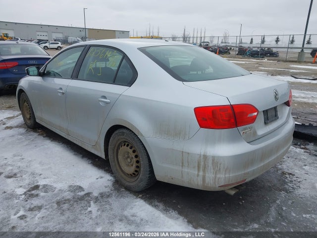 3VW2K7AJ6EM215791 Volkswagen Jetta 2.0l Trendline+