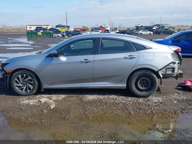 12561209 :رقم المزاد ، 2HGFC2F69JH031707 vin ، 2018 Honda Civic Se مزاد بيع