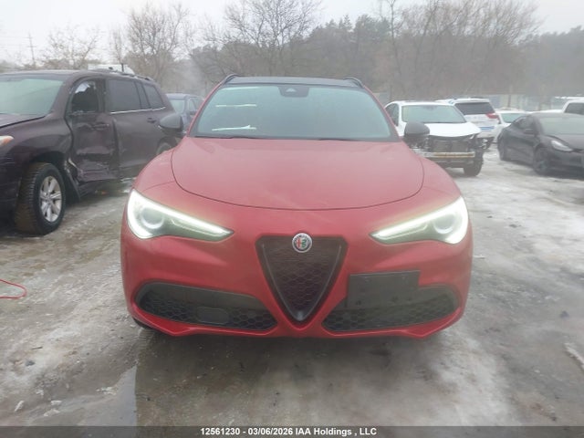ZASPAKBN1L7C90414 Alfa Romeo Stelvio Ti Carbon Awd