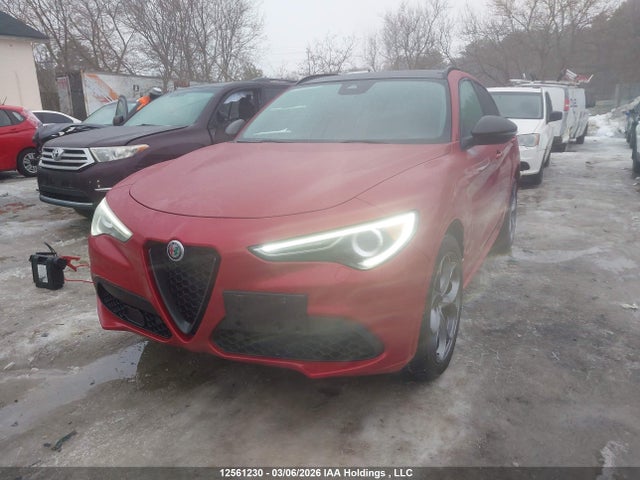 ZASPAKBN1L7C90414 Alfa Romeo Stelvio Ti Carbon Awd