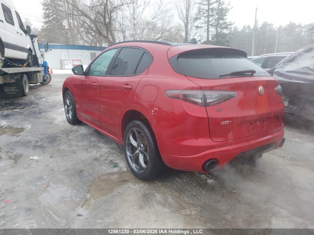 ZASPAKBN1L7C90414 Alfa Romeo Stelvio Ti Carbon Awd
