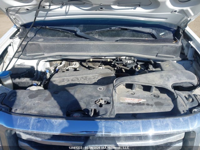 2015 Honda Pilot Touring მანქანა იყიდება აუქციონზე, vin: 5FNYF4H93FB502748, აუქციონის ნომერი: 12561233