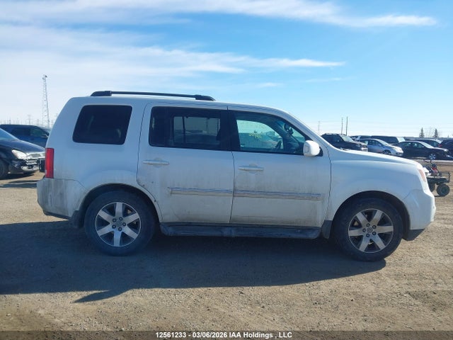 2015 Honda Pilot Touring მანქანა იყიდება აუქციონზე, vin: 5FNYF4H93FB502748, აუქციონის ნომერი: 12561233