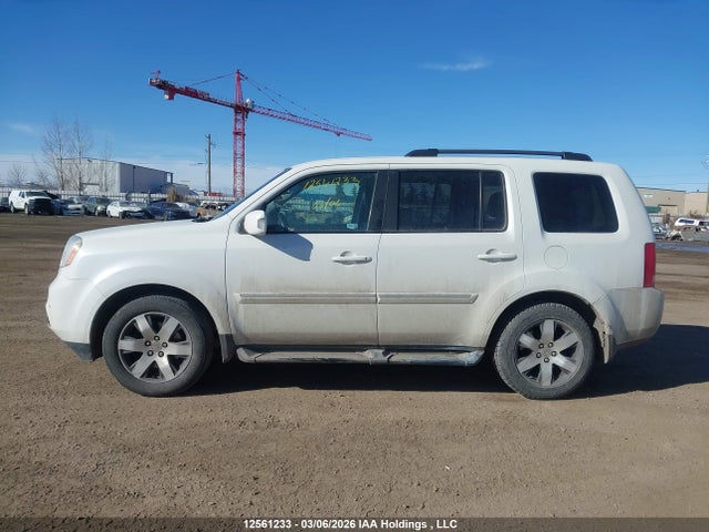 2015 Honda Pilot Touring მანქანა იყიდება აუქციონზე, vin: 5FNYF4H93FB502748, აუქციონის ნომერი: 12561233